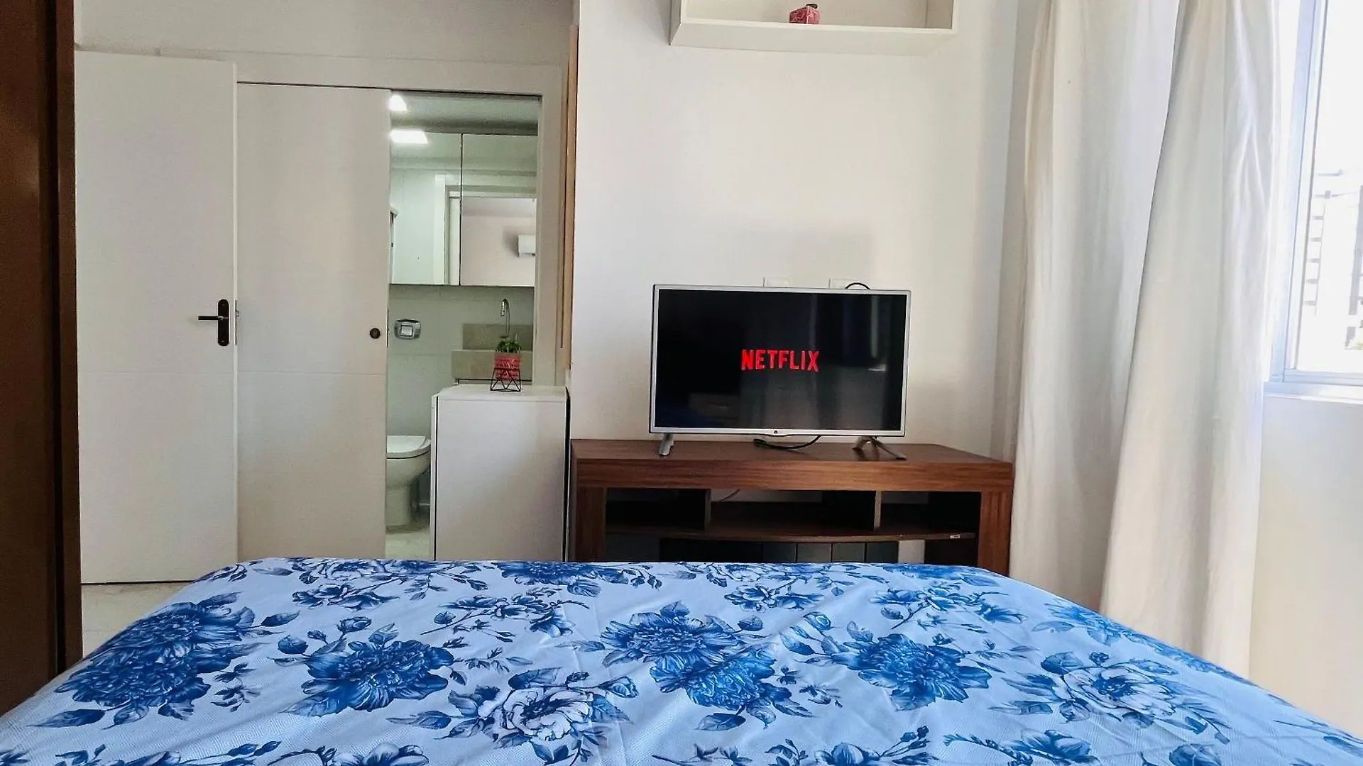 Curta! |197| Ape Central 2 Quartos Netflix Balneario Camboriu 0*,